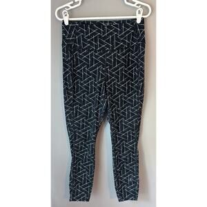 L.L. Bean Womens Leggings Blue Pattern Women’s Size Medium UPF 50+